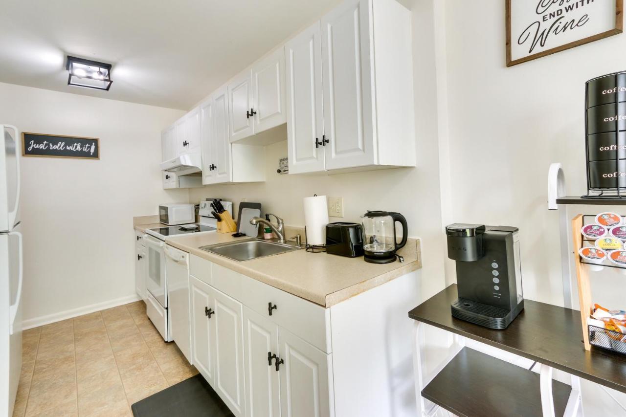 Cozy Laurel Condo With Pool Access About 20 Mi To Dc! Buitenkant foto